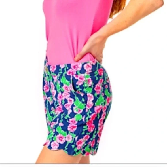 Lilly Pulitzer Darci Knot Shorts NWT Sz 8 - Picture 2 of 9
